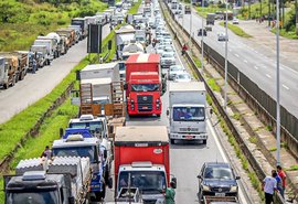 Greve dos caminhoneiros segue sem bloqueios em estradas