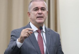 'Desprezível e asqueroso', diz deputado sobre Bolsonaro