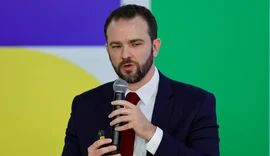 Desenrola 2.0 já renegocia quase R$ 1 bilhão em dívidas, afirma ministro da