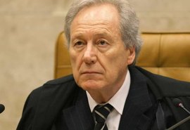 Lewandowski rejeita ação contra indicação de Eduardo para embaixada