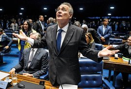 Pelo twitter, Renan alfineta delator Sérgio Machado