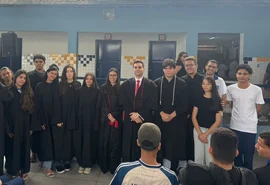 MP de Alagoas leva júri simulado sobre feminicídio a escola de Santana do Ipanema para conscientizar jovens