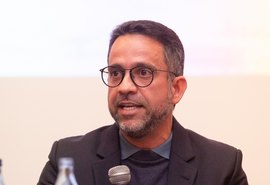 'Alagoas seguirá crescendo em ritmo superior à média do Brasil', diz Paulo Dantas, em Portugal