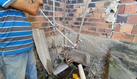 Canos hidráulicos são instalados e resolvem falta d'água no Mercado Popular