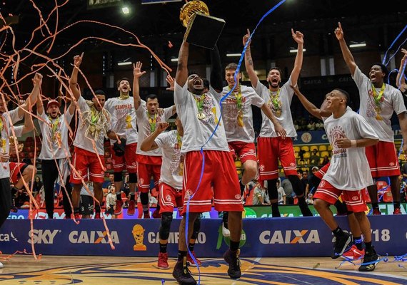 Paulistano vence Jogo 4 e conquista título inédito do NBB
