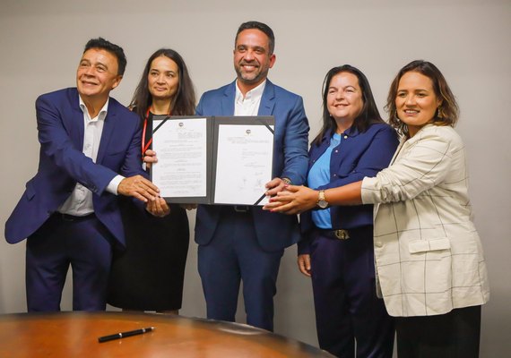 Paulo Dantas sanciona lei que torna Alagoas o estado mais competitivo no comércio do gás natural