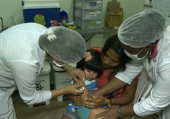 Secretaria visita unidades de saúde de Maceió para vacinar recém-nascidos