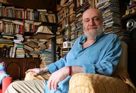 Morre o compositor e escritor Aldir Blanc