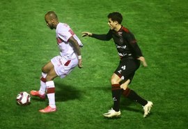 CRB vence por 1 a 0 Brasil de Pelotas e permanece no G-4