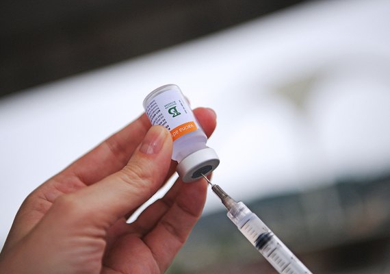 Capital retoma vacinação da 2ª dose da CoronaVac nesta quinta em dois pontos fixos