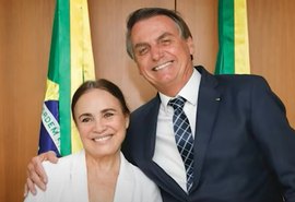 Regina Duarte deixa comando da Secretaria de Cultura