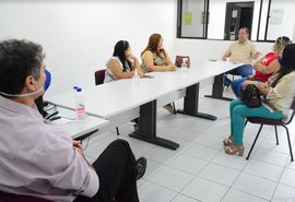 Maceió: Professores da rede privada denunciam trabalho exaustivo durante gravação de aulas