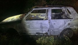 IML confirma identidade de jovem em caso de carro incendiado em Marechal Deodoro