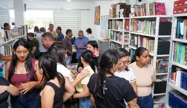 MVV entrega livros e equipamentos na reabertura da Biblioteca de Craíbas