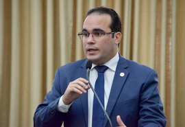 Davi Maia tá “liberado” para sair do DEM: “mas se fosse ele, ficava aqui”