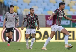 Athletico-PR recebe o Fluminense em duelo direto pelo topo do Brasileirão