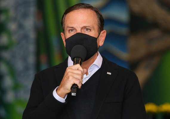 João Doria diz que São Paulo mantém vacinação contra Covid-19 para adolescentes de 12 a 17 anos sem comorbidades