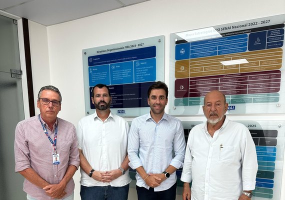 Secretário de Prevenção à Violência e presidente da FIEA ampliam oferta de cursos para socioeducandos de AL