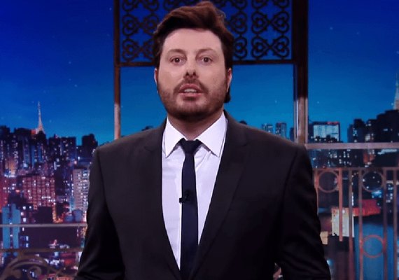 Danilo Gentili se defende após ser acusado de promover pedofilia em filme