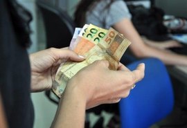 Primeira faixa salarial para servidores estaduais será paga na terça-feira (30)
