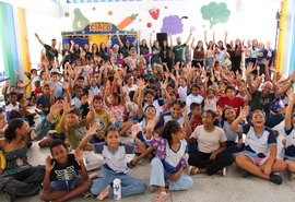 Crianças de escola municipal de Arapiraca aprendem sobre tratamento da água em ação educativa