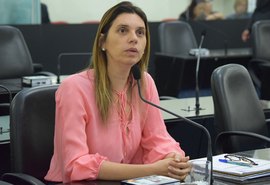 Deputada Jó Pereira pode disputar vaga de federal, mas segue como “coringa”