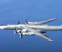 Bombardeiro russo com capacidade nuclear cai e deixa seis mortos na Rússia