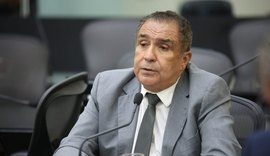 Inácio Loiola propõe campus da Uneal em Delmiro Gouveia