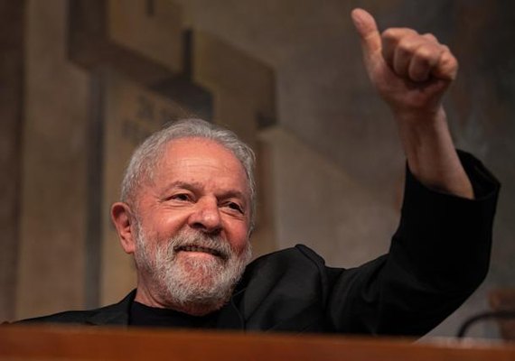 Pesquisa Ipespe: Lula tem 44% das intenções de voto no 1º turno