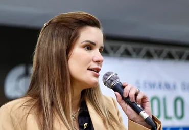 Prefeita de Atalaia renuncia o cargo e busca vaga na Assembleia Legislativa