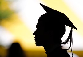 Discussão sobre faculdades irregulares chega ao município de Igreja Nova