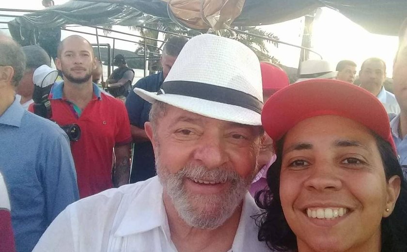 'Eu sou a pré-candidata de Lula em Alagoas', diz petista que concorrerá à deputada estadual
