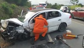 Em São Luís do Quitunde acidente deixa duas pessoas feridas