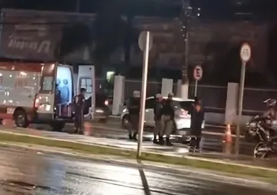 Vídeo: Idoso morre atropelado ao tentar atravessar avenida movimentada em Maceió