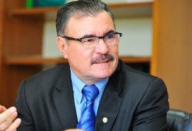 Entenda porque Cícero Almeida desistiu de sua candidatura à prefeitura de Maceió