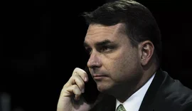Áudio mostra Bolsonaro e Ramagem discutindo blindagem a Flávio contra investigação sobre 'rachadinha'