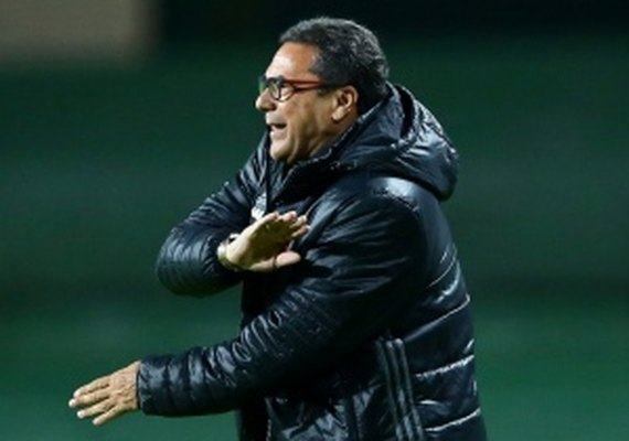 Contra o Botafogo, Vasco tenta emplacar rara sequência de vitórias no Brasileiro