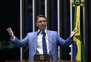 Corte de gastos de Flávio pode eliminar 2,2 milhões de vagas de emprego