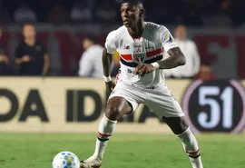 São Paulo coloca ponto final em especulações envolvendo zagueiro Arboleda