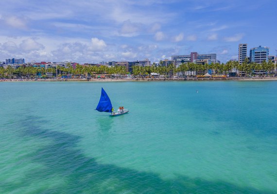Turismo dispara no Brasil e Alagoas surfa onda de empregos