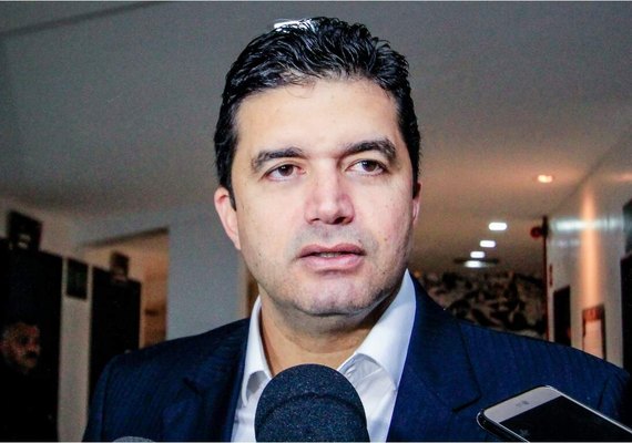 Rui diz não a “convite” para o Senado e consolida 3ª via para o governo