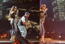 Rihanna está de volta! Cantora reaparece em show de Jay-Z