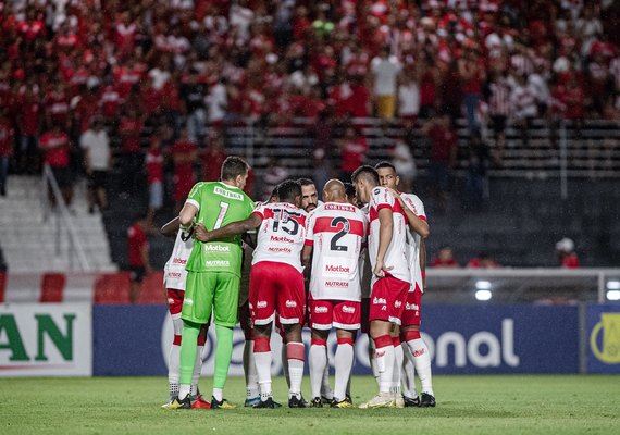 CRB enfrenta instabilidade na Série B e corre contra o tempo para manter chance de acesso