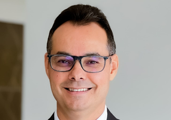 Professor de Direito da Ufal é semifinalista do Prêmio Jabuti
