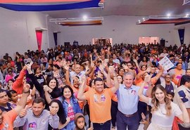 Em Arapiraca, Collor firma compromisso pelo desenvolvimento social e investimento no saneamento
