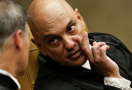 Moraes arquiva inquérito sobre malas sem inspeção em voo com políticos