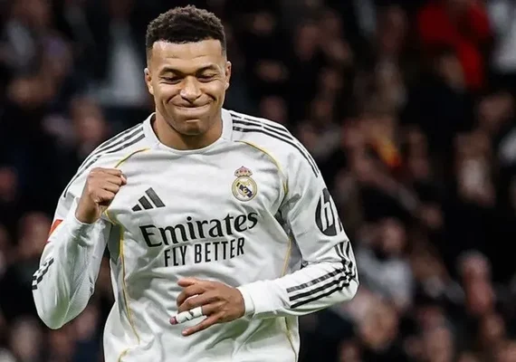 Mbappé garante recuperação no joelho e afasta rumores sobre sua condição