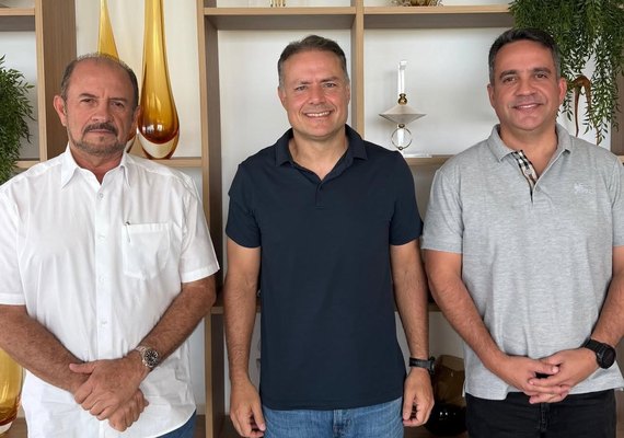 Renan Filho anuncia apoio de Antônio Albuquerque à pré-candidatura ao Governo