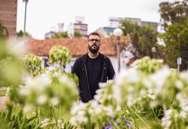 Jovem músico lança disco em homenagem a sua avó