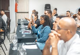 Escola do Turismo oferece mais de 500 vagas para cursos gratuitos em cinco municípios